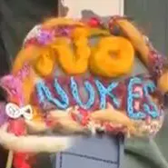 栗原優 feat.くまさん<br>柏崎刈羽の再稼働なんてありえない！東電「事業計画」を撤回させよう5.12アクション(東電前アクション!)<br>at 東京電力本店前<br>photo by 東電前アクション!<br>2012.5.12.